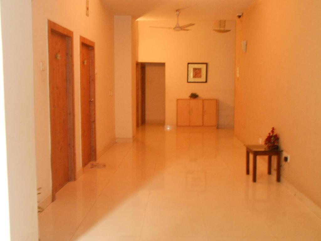 Hotel Housez43 Kolkata Bagian luar foto